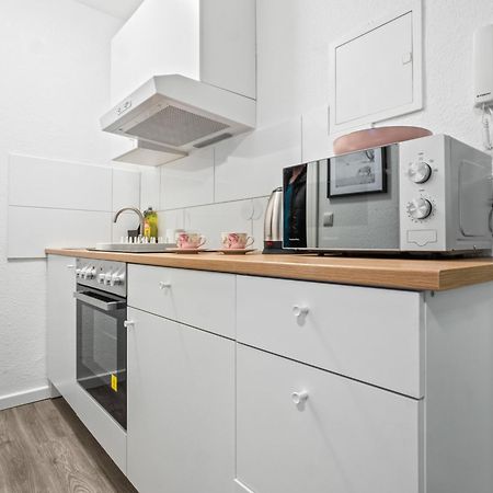 Wohnung In Zentraler Lage - Kostenlose Parkplaetze Kassel Exterior photo
